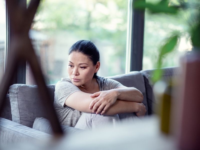 degersiz-hissetmenin-sonucunda-ne-yasarsiniz