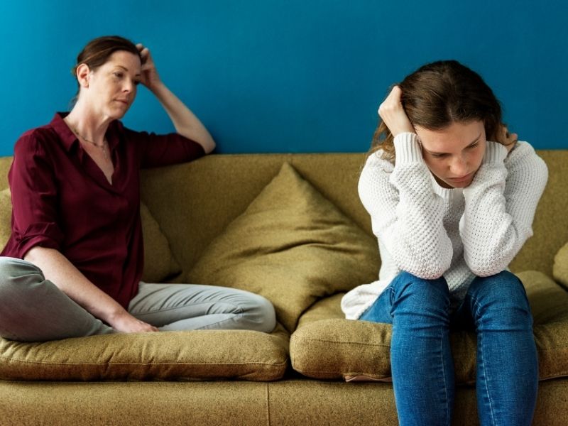 ergenlerde-psikolojik-sorunlar-ve-gec-ergenlik